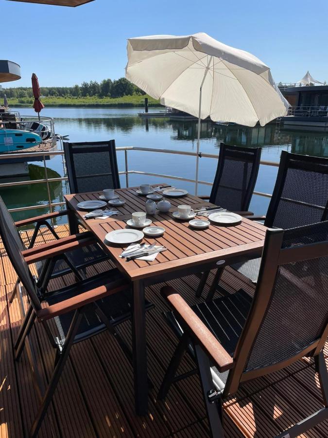 Hausboot Vroni Am Baerwaldersee Klitten Екстериор снимка